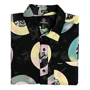 Volcom Casual Shirt Men's Small V-Entertainment Short Sleeve Classic Fit NEW